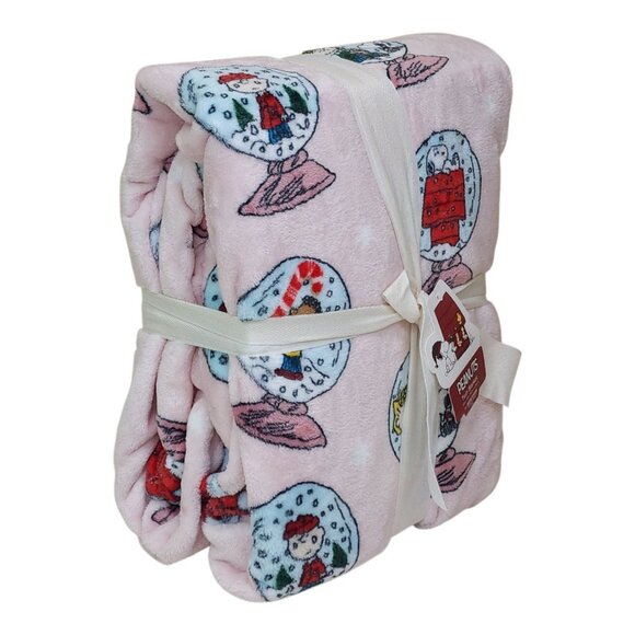 Peanuts Snoopy Twin Plush Blanket 60" X 90" By Berkshire Pink Holiday Snow Globe - Picture 11 of 11